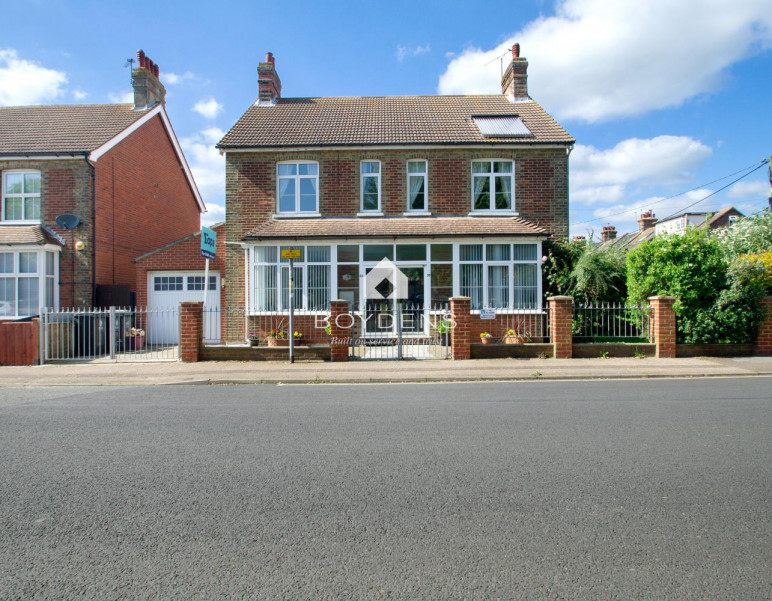 Photo of Naze Park Road, Walton on the Naze