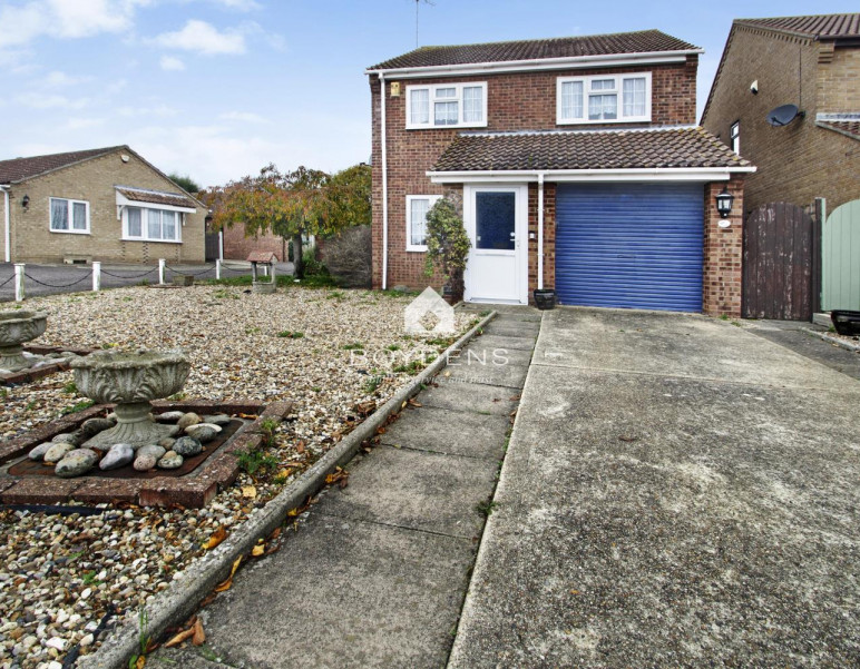 Photo of Wavring Avenue, Frinton-On-Sea