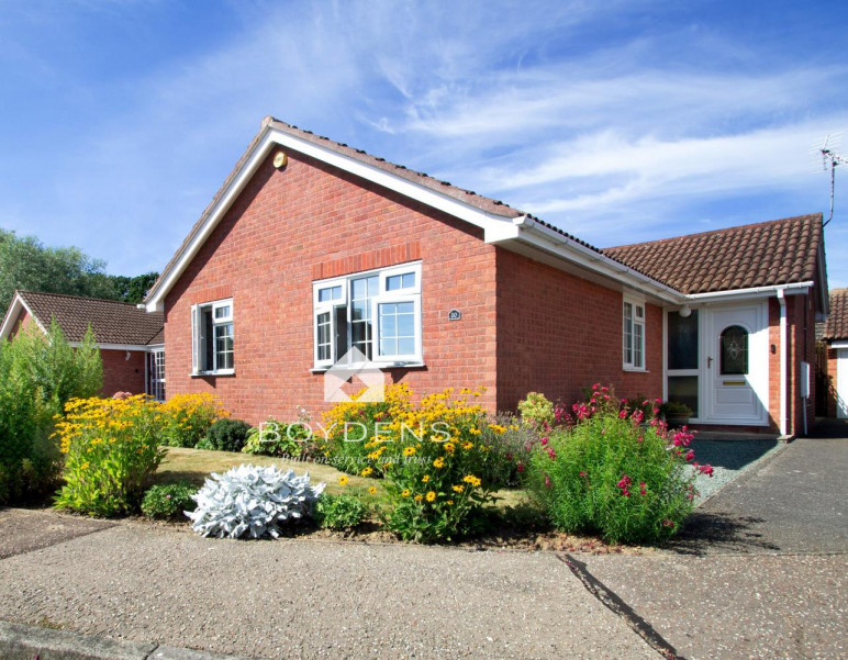 Photo of Charnock Close, Frinton-On-Sea