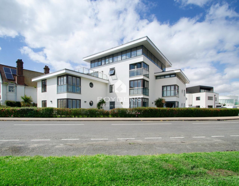 Photo of Cliff Way, FRINTON-ON-SEA